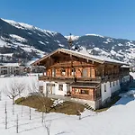 Blick Zum Mayrhofen * Ramsau im Zillertal