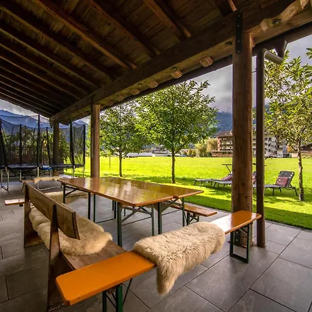 Blick Zum Mayrhofen Apartament