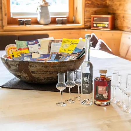 Blick Zum Mayrhofen *