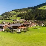 Blick Zum Mayrhofen Apartmán *